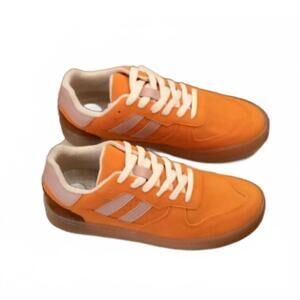 NEW MAKERS women's fashion sneakers in orange